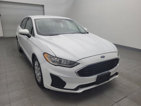 Used 2020 Ford Fusion S image 13