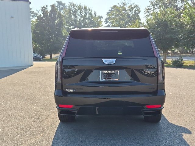 Used 2024 Cadillac Escalade Sport Platinum w/ LPO, ONYX Package AWD/4WD image 4