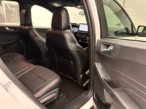 Certified 2025 Ford Escape ST-Line Elite w/ Tech Pack #2 image 31