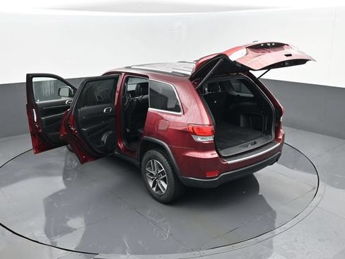 Used 2021 Jeep Grand Cherokee Limited AWD/4WD image 29