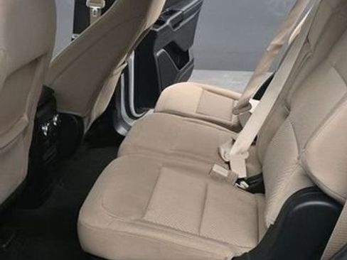 Used 2021 Ford Explorer 4WD image 11