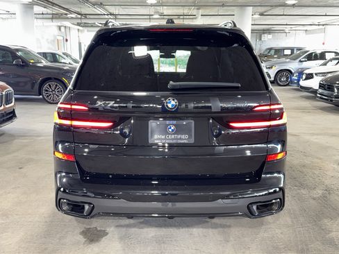 Used 2025 BMW X7 xDrive40i w/ M Sport Package AWD/4WD image 7