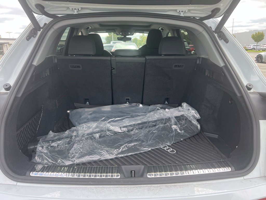 Used 2026 Audi Q5 Premium Plus AWD/4WD image 8
