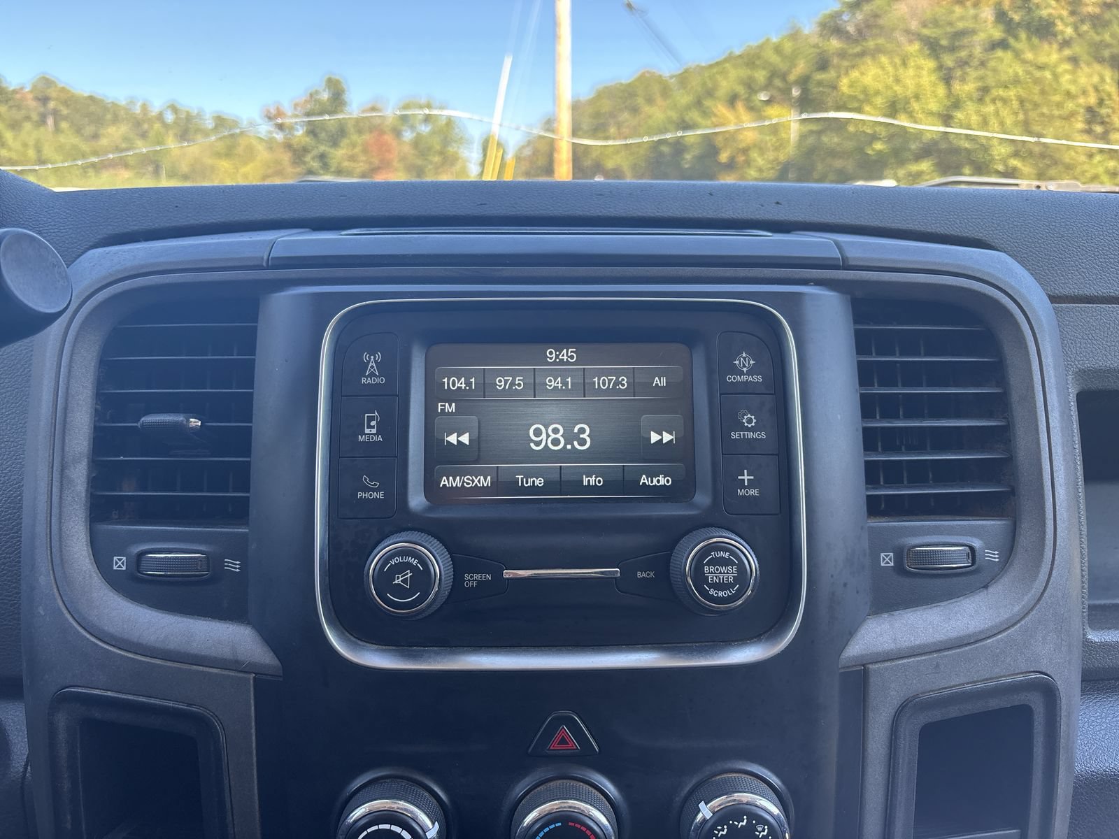 Used 2018 RAM 3500 Tradesman w/ Chrome Appearance Group AWD/4WD image 19