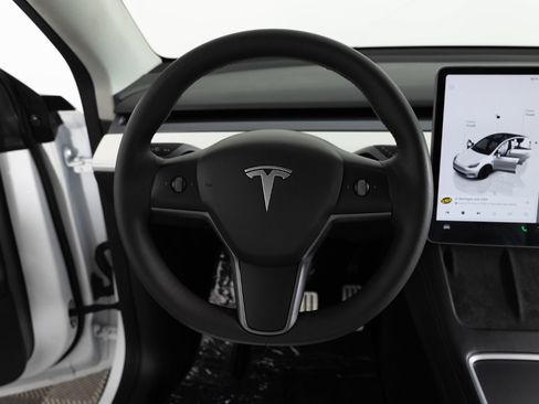 Used 2022 Tesla Model Y Performance AWD/4WD image 31