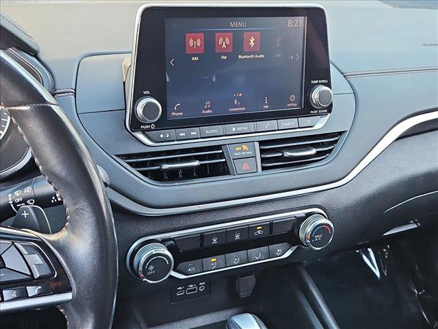 Used 2019 Nissan Altima 2.5 SR FWD image 14