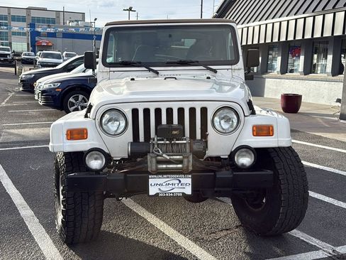 Used 2001 Jeep Wrangler Sahara image 8