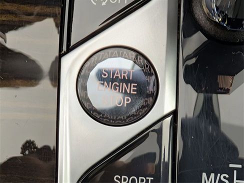 Used 2020 BMW X5 xDrive40i w/ Executive Package image 26