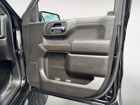 Used 2022 Chevrolet Silverado 1500 LT Trail Boss AWD/4WD image 26