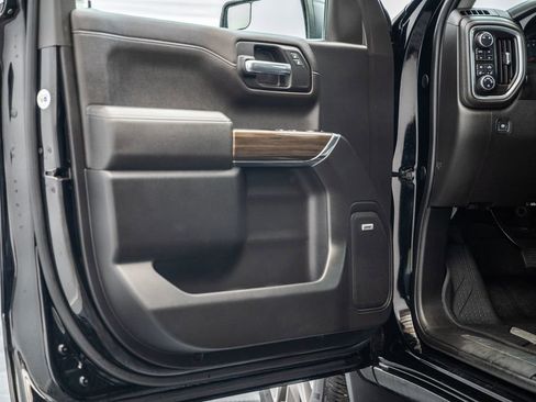 Used 2019 Chevrolet Silverado 1500 RST AWD/4WD image 41