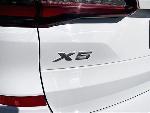 Used 2022 BMW X5 xDrive45e w/ M Sport Package image 29
