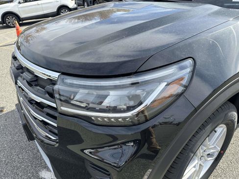 New 2026 Ford Explorer Active image 7