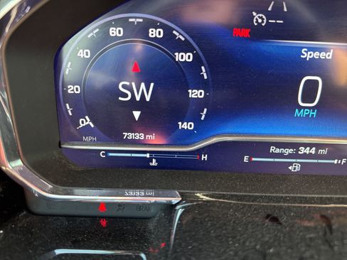 Used 2023 Chevrolet Silverado 1500 RST w/ Z71 Off-Road Package image 16