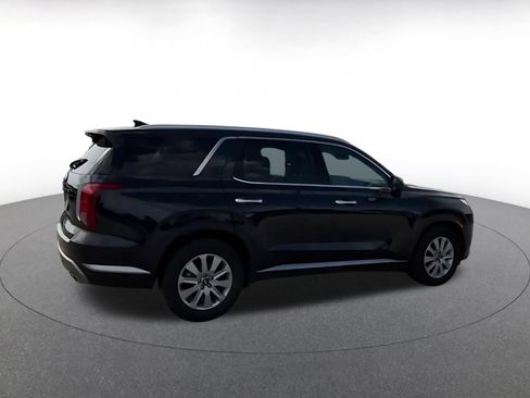 Used 2025 Hyundai Palisade SEL FWD image 14