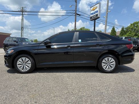 Used 2019 Volkswagen Jetta S w/ Driver Assistance Package FWD image 5