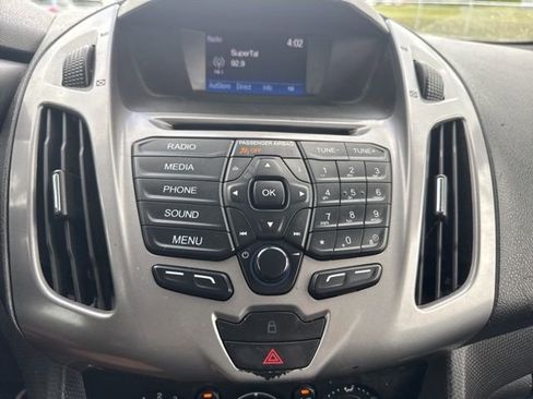 Used 2017 Ford Transit Connect XLT FWD image 18