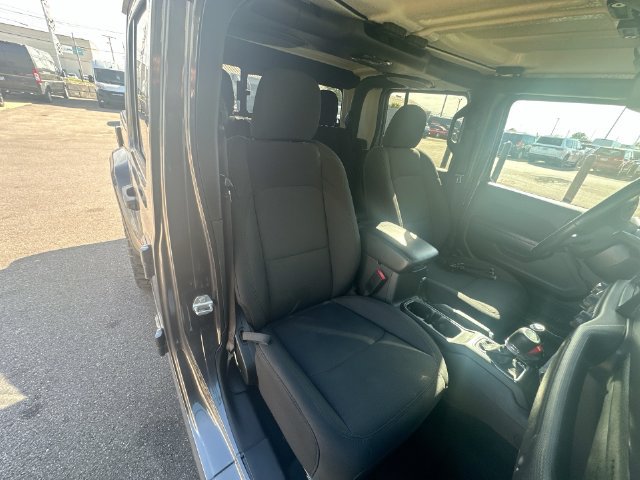 Certified 2022 Jeep Gladiator Sport AWD/4WD image 26