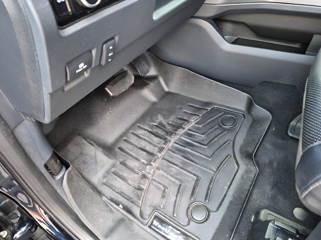 Used 2023 Ford F250 Lariat w/ Lariat Ultimate Package AWD/4WD image 19