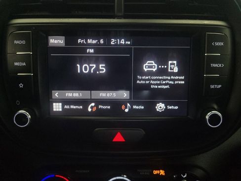 Used 2023 Kia Soul LX w/ Option Group 015 FWD image 25