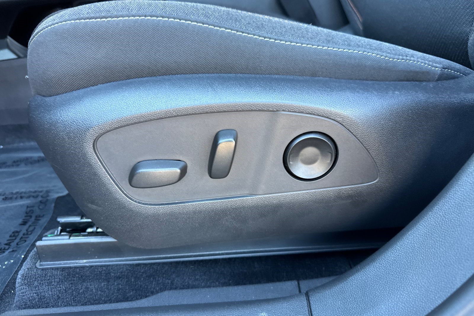 Certified 2024 Honda Prologue EX image 14