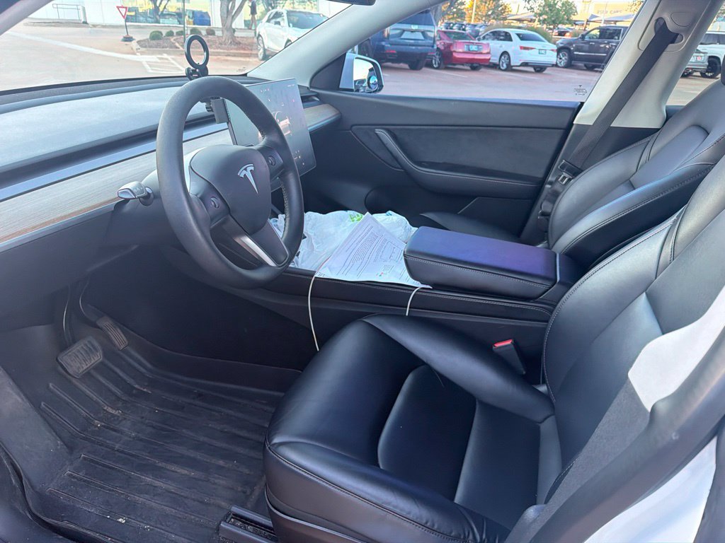 Used 2022 Tesla Model Y Long Range AWD/4WD image 7