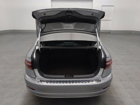 Used 2019 Volkswagen Jetta SEL w/ Cold Weather Package FWD image 29