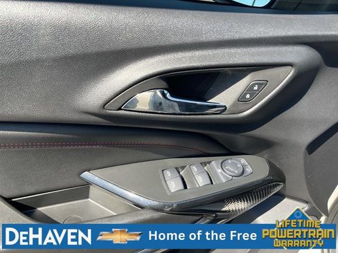 Used 2026 Chevrolet Trax RS w/ Sunroof Package FWD image 24