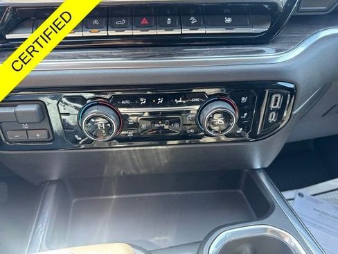 Used 2022 Chevrolet Silverado 1500 LTZ w/ LTZ Premium Package AWD/4WD image 15