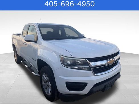 Used 2016 Chevrolet Colorado LT RWD image 2
