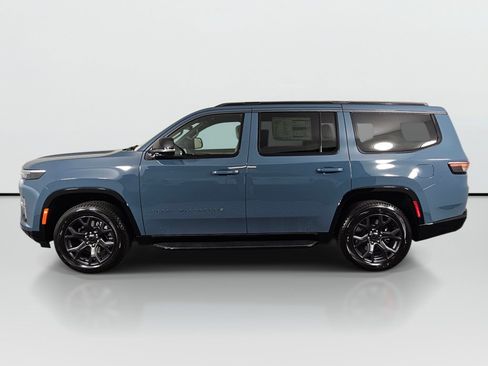 New 2026 Jeep Grand Wagoneer Limited w/ Rear Seat Video Group I AWD/4WD image 8