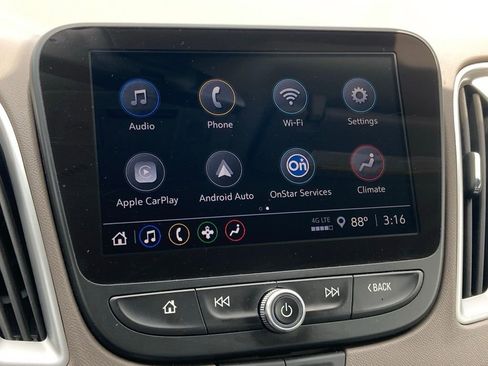 Used 2025 Chevrolet Malibu LT image 21