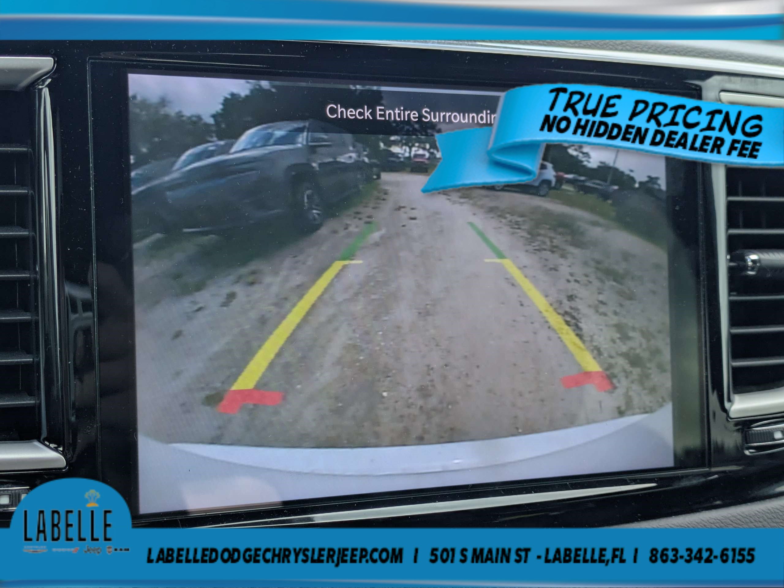 Used 2026 Chrysler Pacifica Select FWD image 28