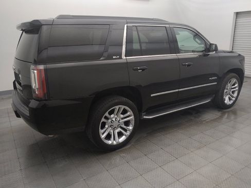 Used 2017 GMC Yukon SLT w/ Premium Edition RWD image 10