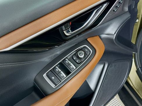 Used 2020 Subaru Outback Touring w/ Popular Package #2 image 18