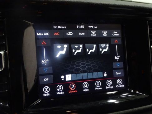 Used 2021 Dodge Durango SXT w/ 3rd Row Seating Group image 34