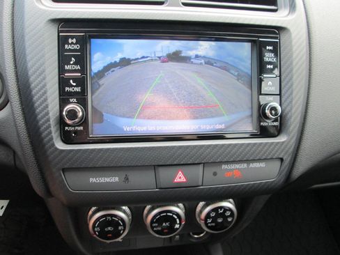 Used 2025 Mitsubishi Outlander Sport ES AWD/4WD image 10