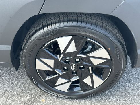 Used 2025 Hyundai Kona SEL image 20