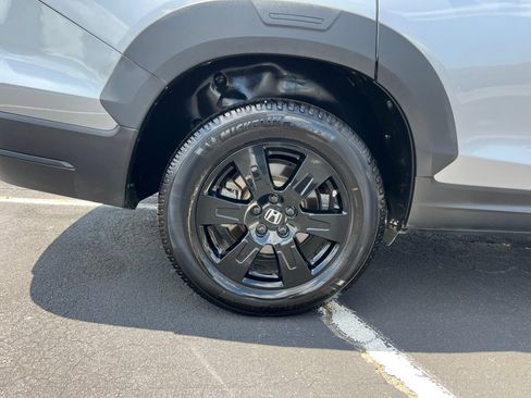 Used 2022 Honda Pilot TrailSport image 27