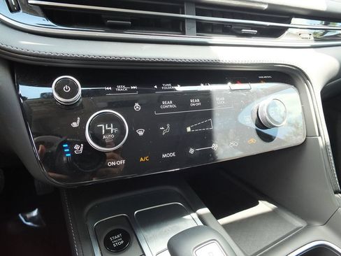 Used 2026 INFINITI QX60 Luxe w/ Cargo Package FWD image 30