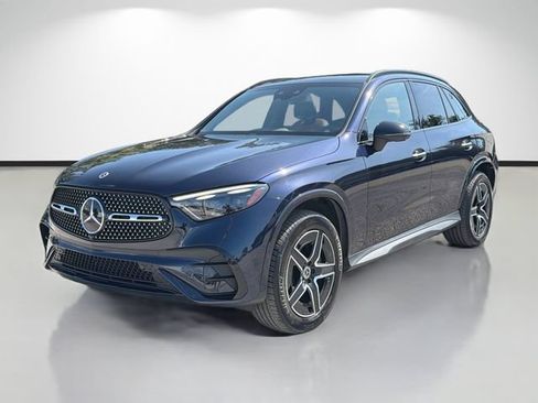 Used 2023 Mercedes-Benz GLC 300 image 7