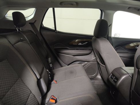 Used 2018 GMC Terrain SLE w/ Driver Convenience Package AWD/4WD image 19