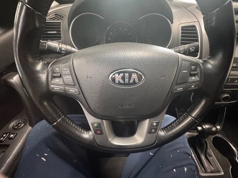 Used 2014 Kia Sorento LX AWD/4WD image 23