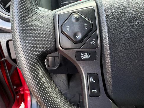 Used 2023 Toyota Tacoma TRD Sport w/ Technology Package AWD/4WD image 10