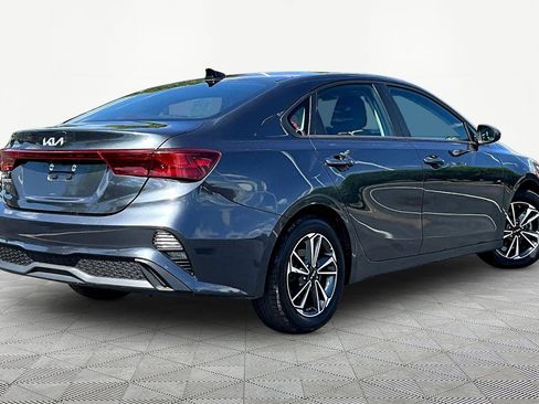 Used 2023 Kia Forte LXS FWD image 6