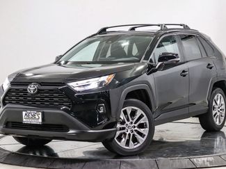 Used 2022 Toyota RAV4 XLE Premium FWD video 1