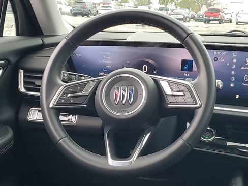 Used 2025 Buick Envision Preferred image 25