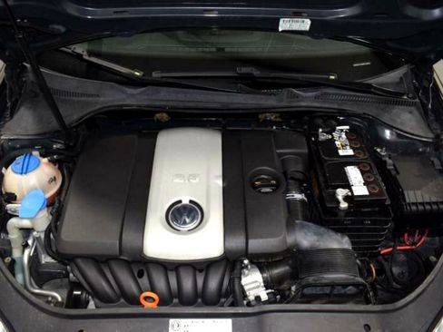 Used 2009 Volkswagen Jetta S image 9