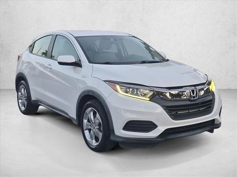 Used 2021 Honda HR-V LX image 3