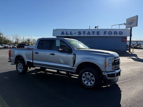 Used 2024 Ford F250 XLT image 1