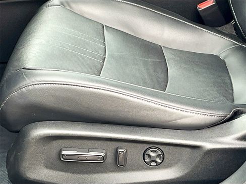 Used 2021 Honda Accord Touring image 19